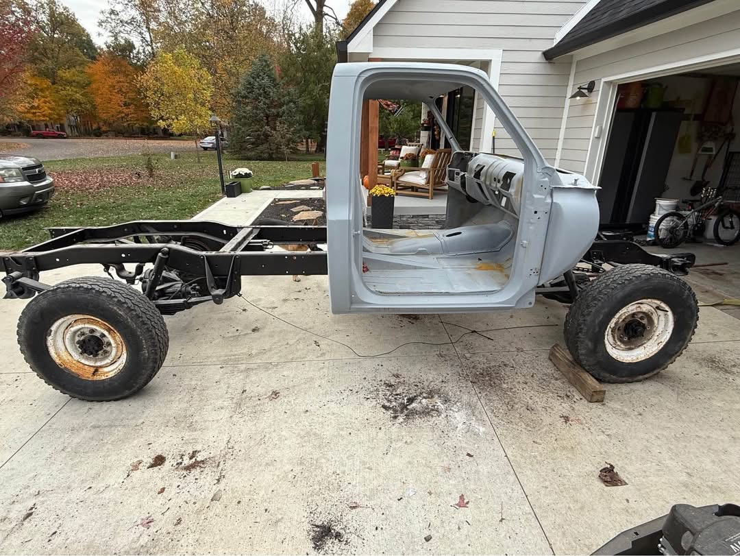 Chevy 250 80-84 — view 4